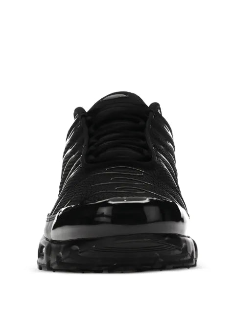 Nike Air Max Plus "Triple Black" sneakers