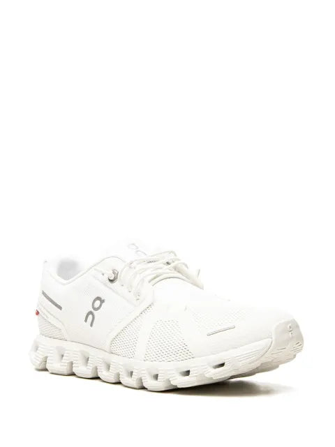 On Cloud 5 sneakers