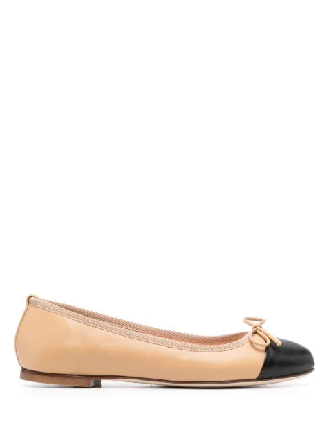 Scarosso contrasting-toecap leather ballerina shoes