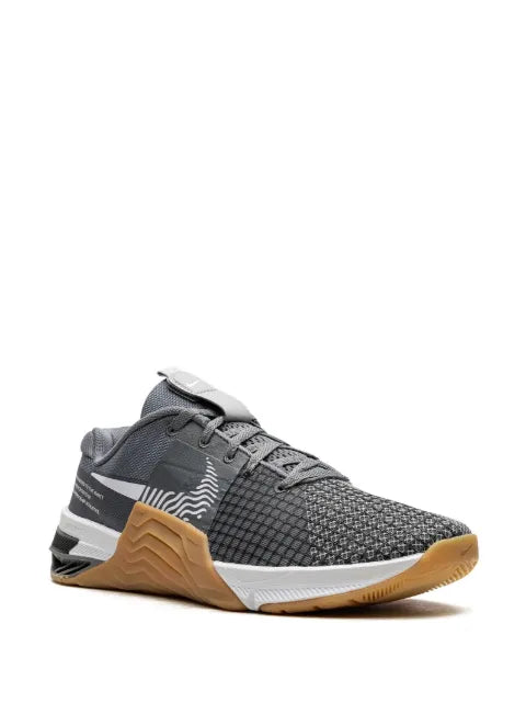 Nike Metcon 8 "Smoke Grey/Gum" sneakers