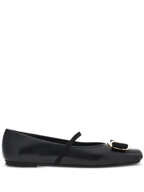 Ferragamo new Vara plate ballet flat