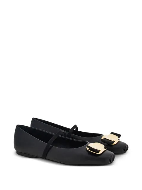 Ferragamo new Vara plate ballet flat