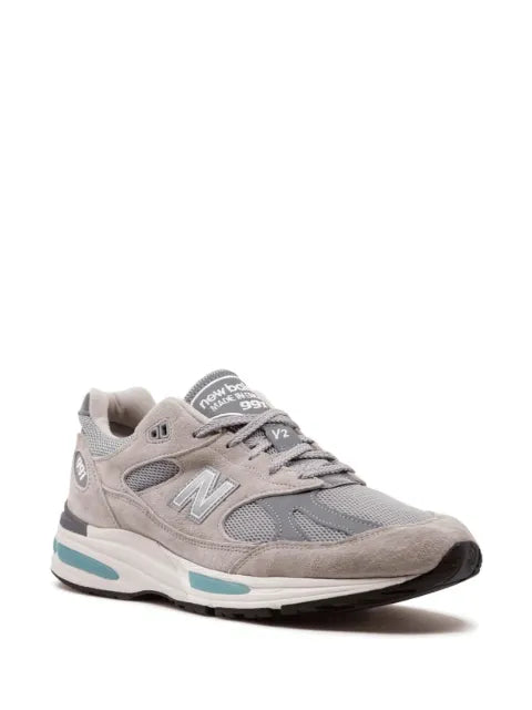 New Balance 991v2 sneakers