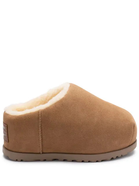 UGG Pumped slippers