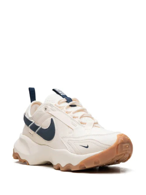 Nike TC 7900 "Pale Ivory/Armory Navy" sneakers
