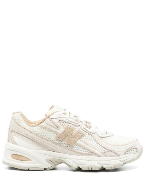 New Balance 740 low-top sneakers