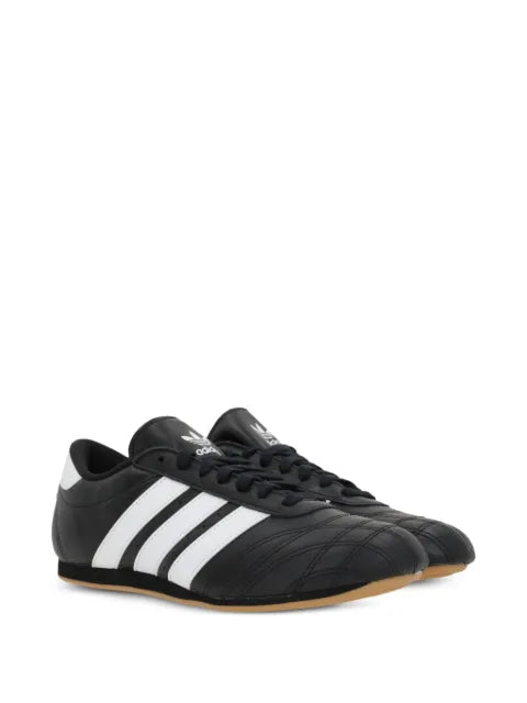 adidas Taekwondo 3-stripes sneakers