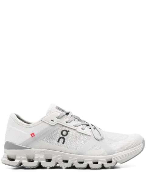 On Cloud X 4 sneakers