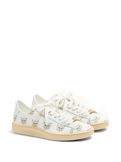 Valentino Garavani Royco sneaker in nappa calfskin with Le Chat De La Maison motif