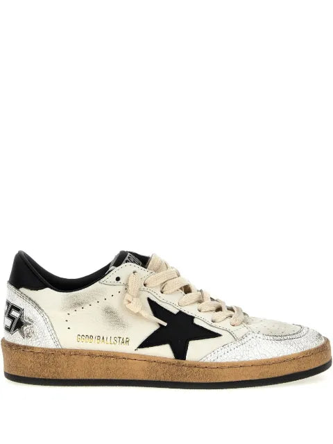 Golden Goose Ball Star in nappa with black-star and black heel tab