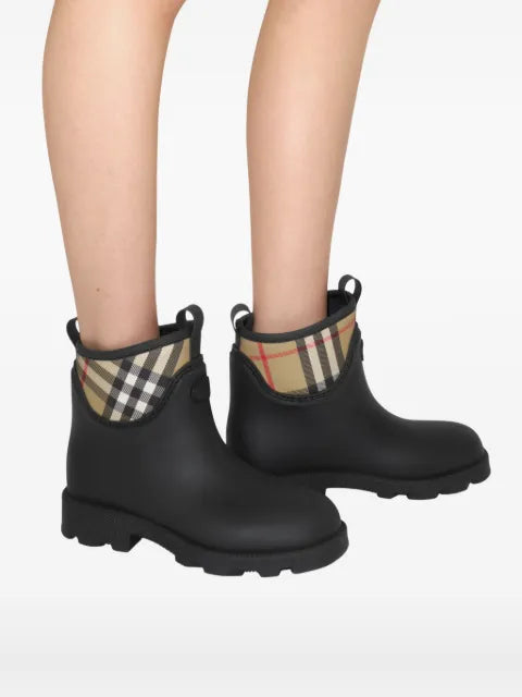 Burberry rubber Marsh Stamp low boots
