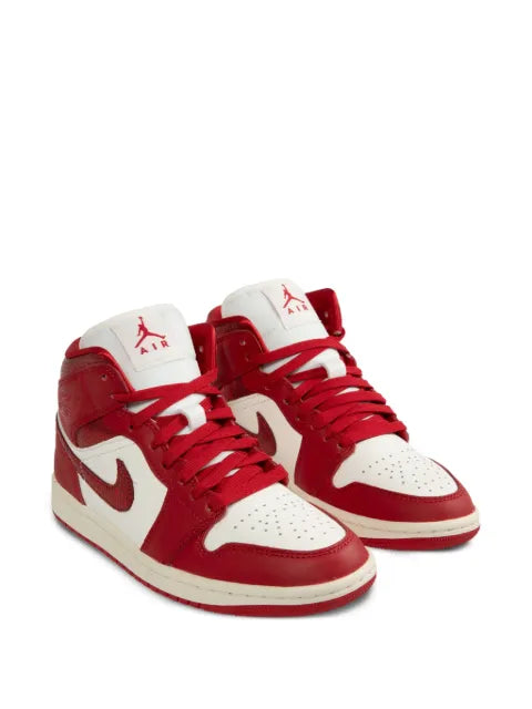 Jordan Air Jordan 1 Mid SE sneakers