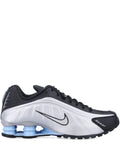 Nike Shox R4 shoes