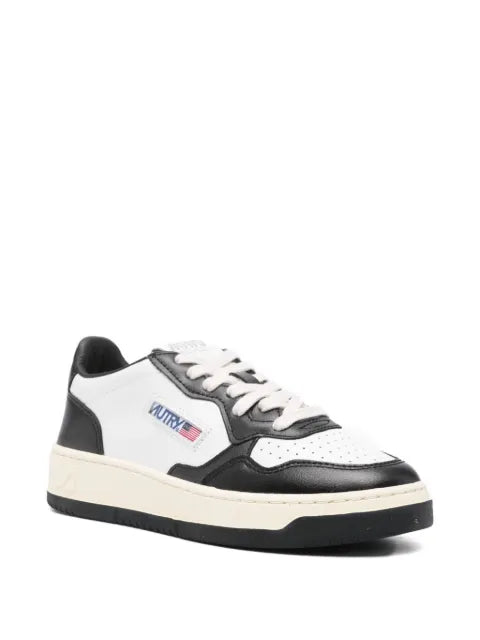 Autry Medalist low sneakers