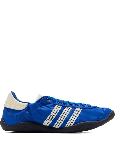 adidas lace-stripes sneakers