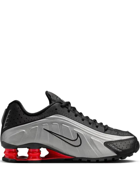 Nike Shox r4 sneakers