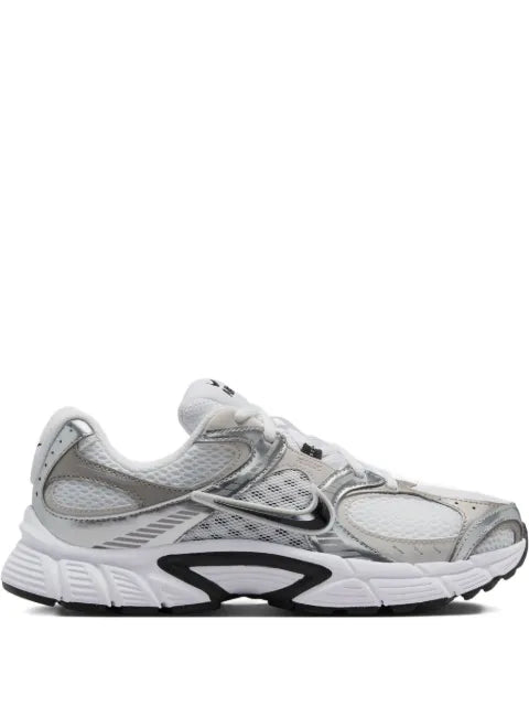 Nike V5 RNR "Vast Grey / Metallic Silver" sneakers