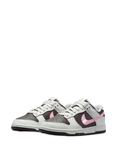 Nike Dunk "Summit White / Pink Foam" sneakers