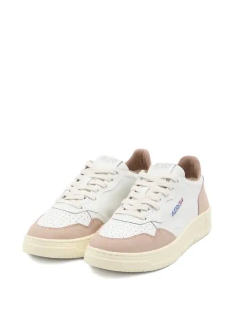 Autry Medalist low sneakers in leather and cannel suede