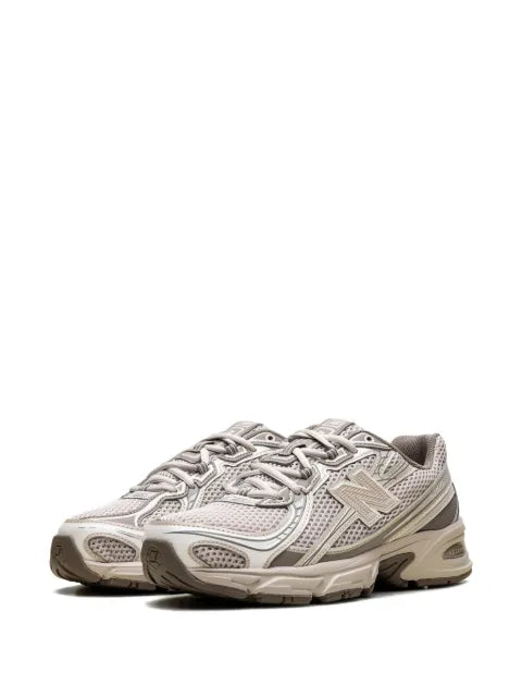 New Balance 740 panelled sneakers
