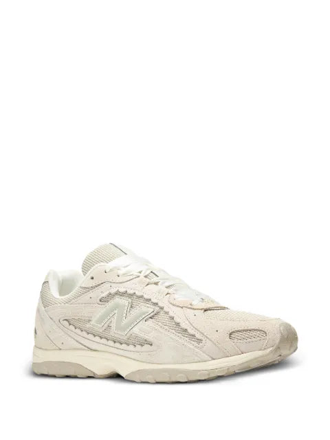New Balance 204L suede-panelled sneakers