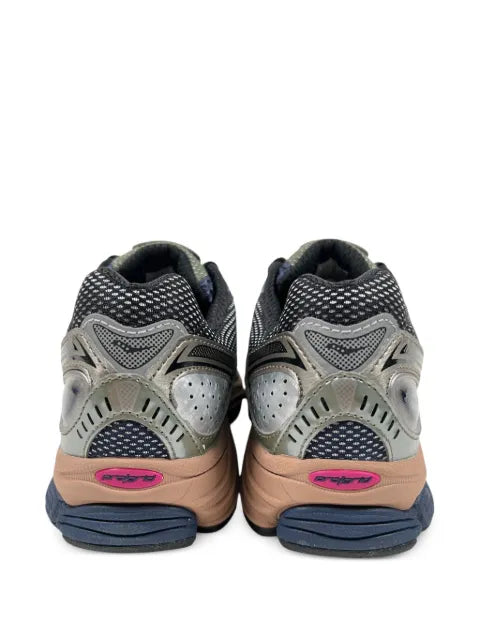 Saucony Progrid Omni 9 sneakers