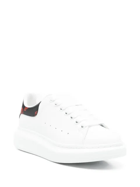Alexander McQueen Oversized low-top skull-details sneakers