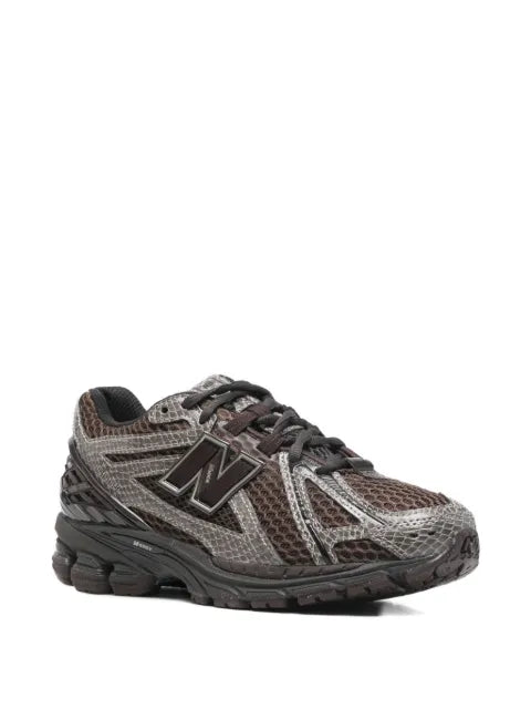New Balance 1906R logo sneakers
