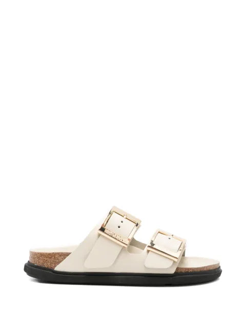 Birkenstock Arizona droplet buckle sandals