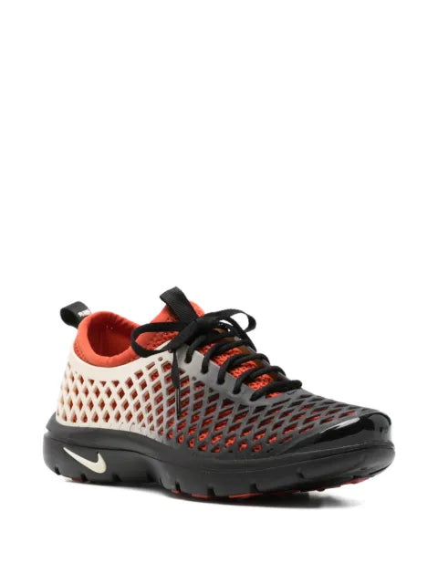 Nike Rejuven8 Run sneakers