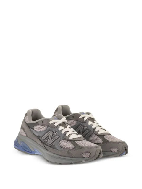 New Balance diamond-mesh sneakers