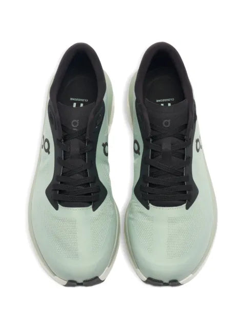 On Cloudzone logo sneakers