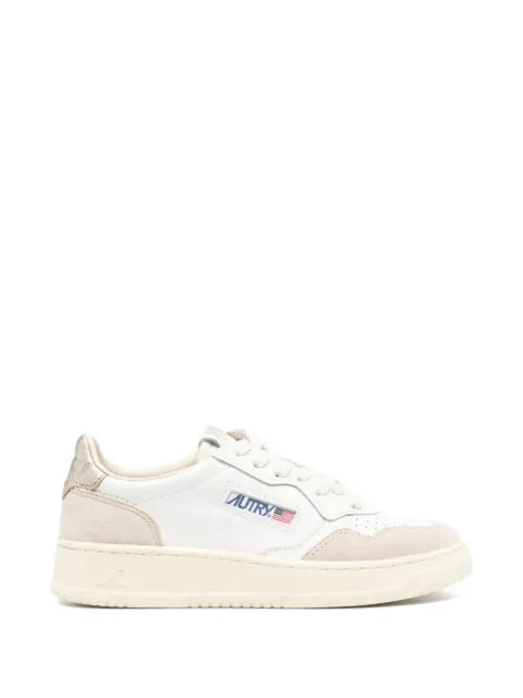 Autry Medalist low sneakers in leather