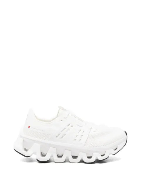 On Cloudswift Amp sneakers