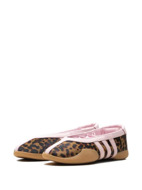 adidas Taekwondo Mei sneakers