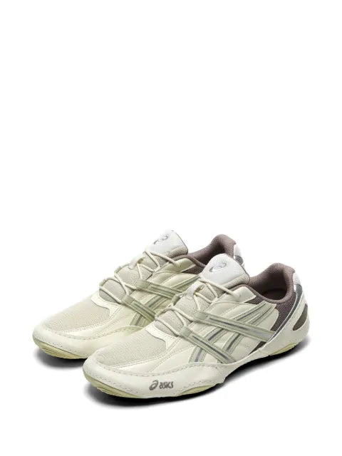ASICS HYPERSYNC sneakers