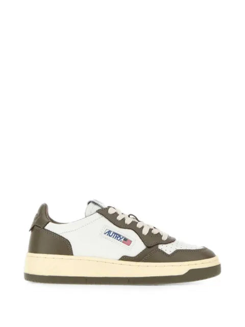 Autry Medalist low bicolor sneakers in leather