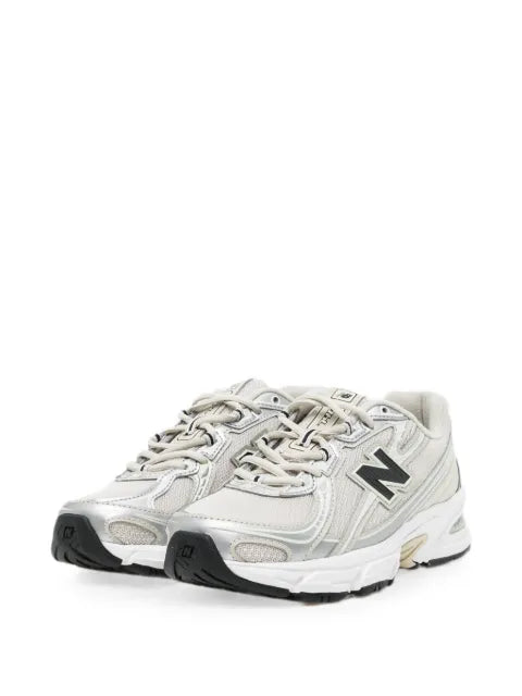New Balance Abzorb mesh-panelled logo-patch sneakers