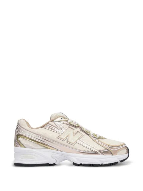 New Balance 740 lace-panelled sneakers