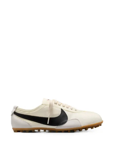 Nike Moon OG sneakers
