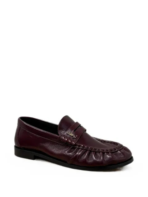Saint Laurent Le Loafer supple in smooth leather shoes