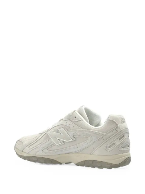 New Balance 204L panelled sneakers