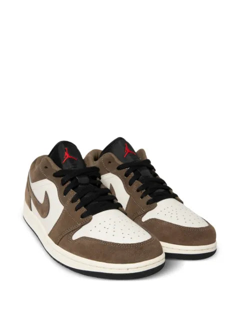 Jordan Air Jordan 1 Low sneakers