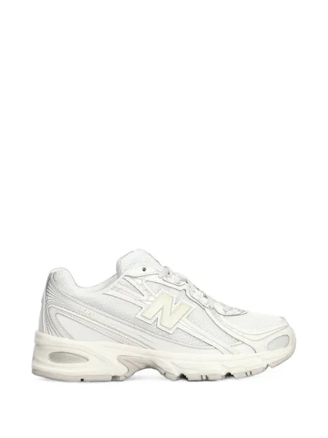 New Balance 740 mesh-panel sneakers