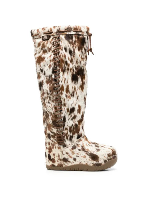 UGG Bucked lace-up boots