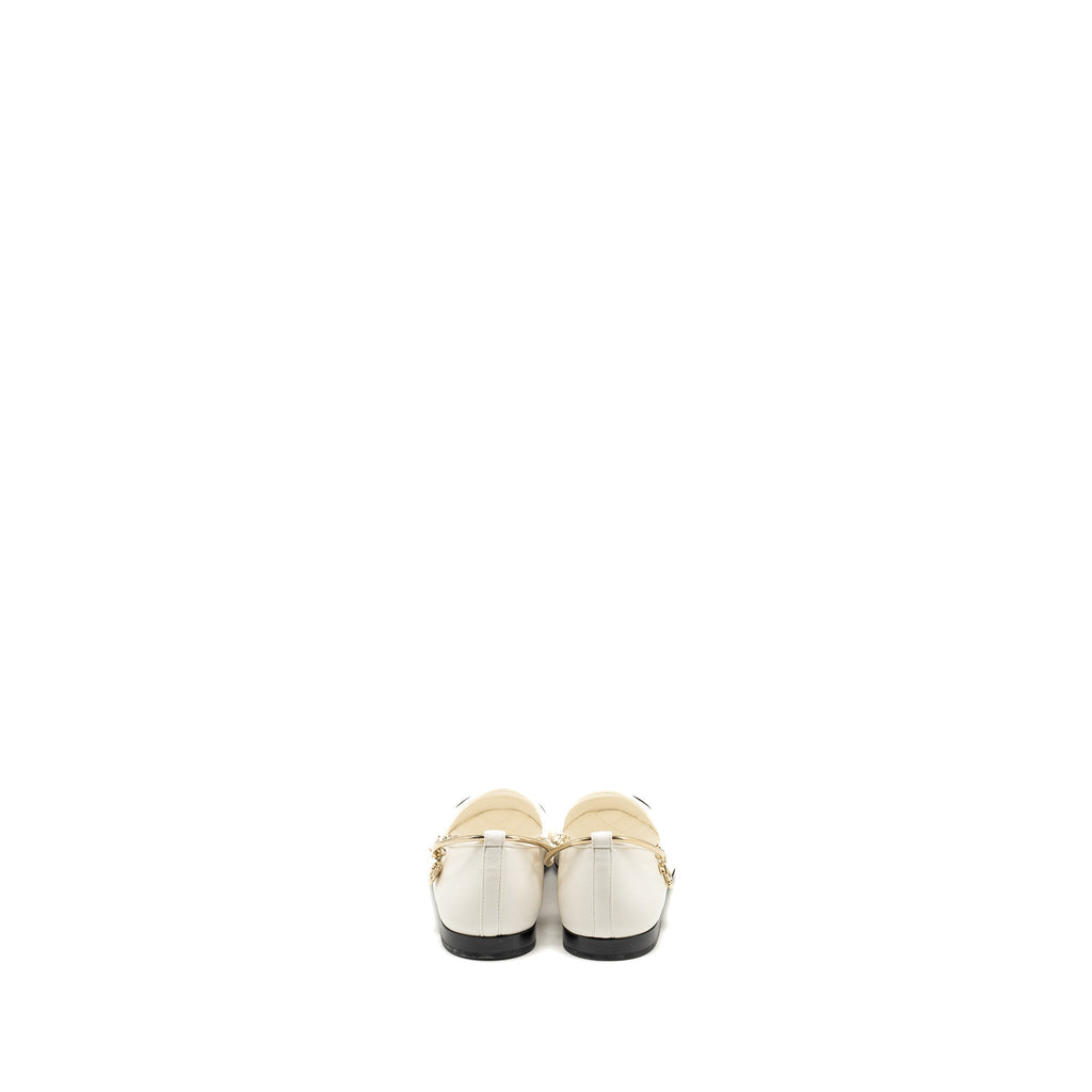 CHANEL BALLET FLATS WHITE / BLACK