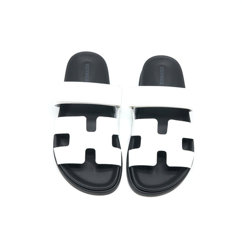 HERMES CHYPRE SANDAL SUEDE WHITE/BLACK SHW