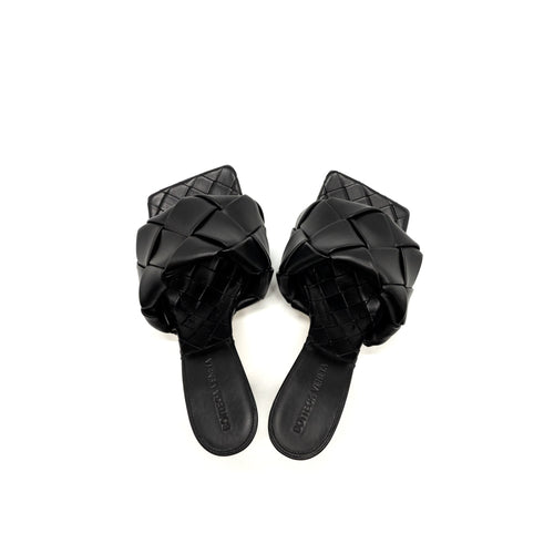 BOTTEGA VENETA LIDO MULE NAPPA LAMBSKIN BLACK